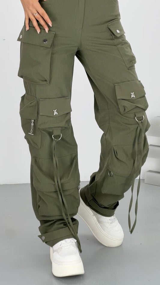 MULTI POCKET PANTS IN OLIVE