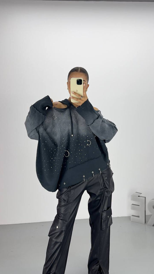 OPEN SHOULDERS SWEATER IN DARK GREY