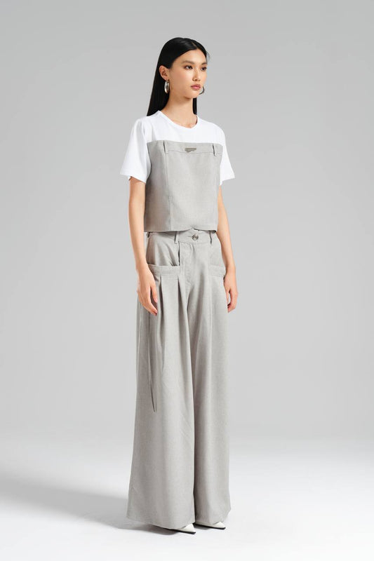 Modern streetwear set in grey