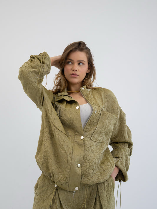 Crinkle Metalic Set In Gold