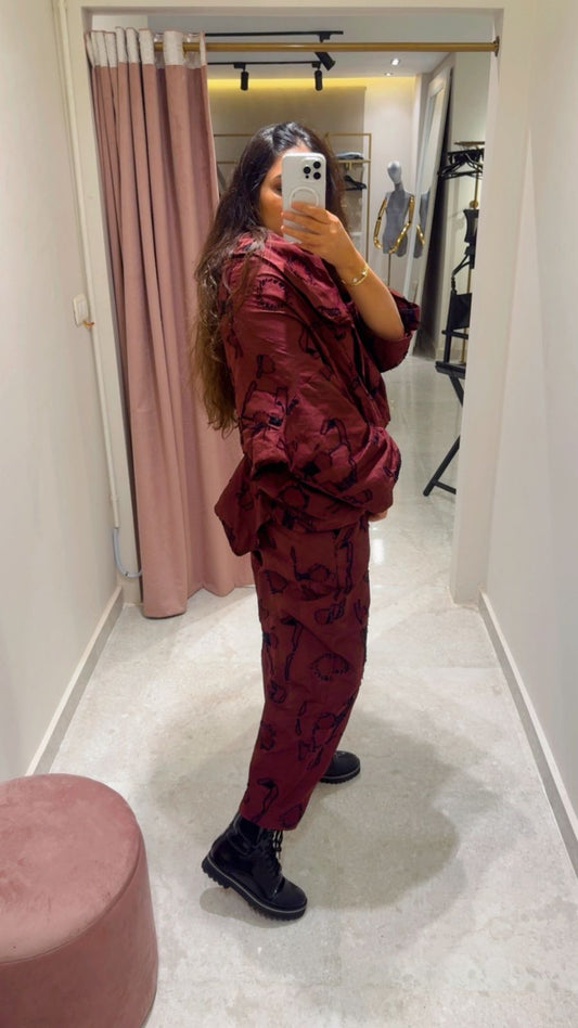 Textured Flow Set In Burgundy