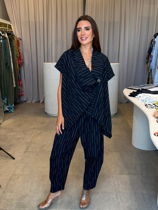 Stripped Irregular Vest Set In Black