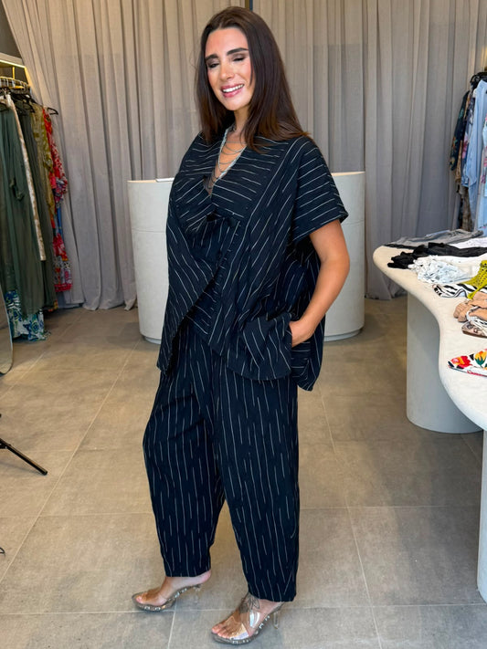 Stripped Irregular Vest Set In Black