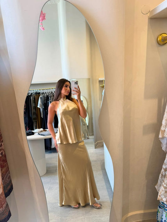 Shimmery Set In Gold