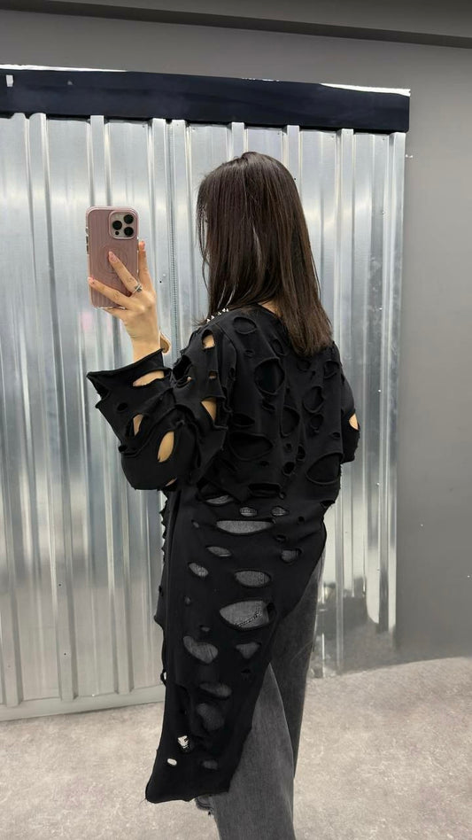 Cut Out Top Black
