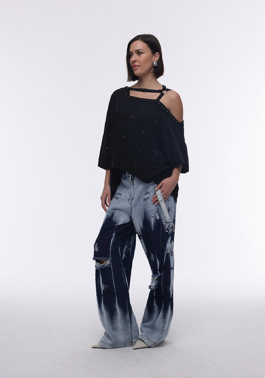 Egde cut top in Black