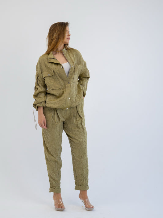 Crinkle Metalic Set In Gold