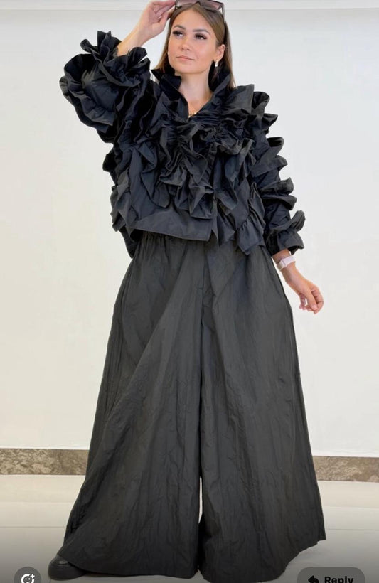 Triple Puff Jacket In Black