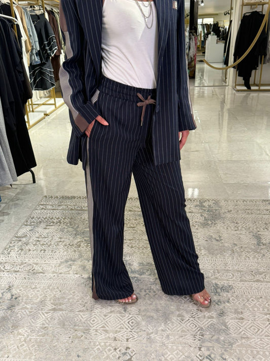 Oversized Stripped Suit In Navy Blue