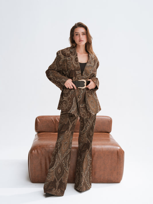 Artistic Suit In Brown
